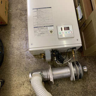 ■コロナ壁掛け式石油小形給湯器UIB-AG47Xボイラー