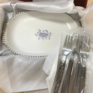 お皿　フォーク　5セットの画像