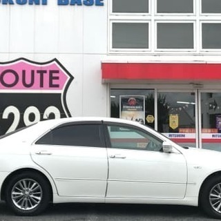 人気車クラウンロイヤルサルーン入庫💛💛の画像