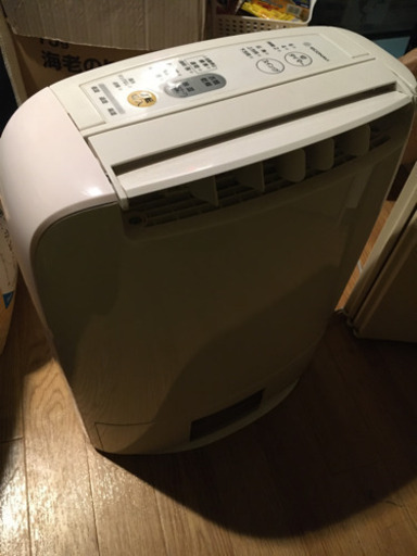 パナソニック除湿機16年製