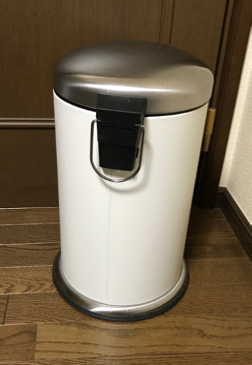 IKEA イケア MJOSA ペダル式ゴミ箱 30L ホワイト