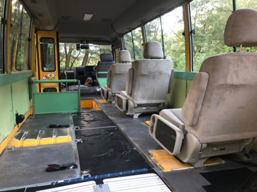 車福祉車両 車椅子移動車 構造変更キット   中型車から普通車に変更  普通免許OK