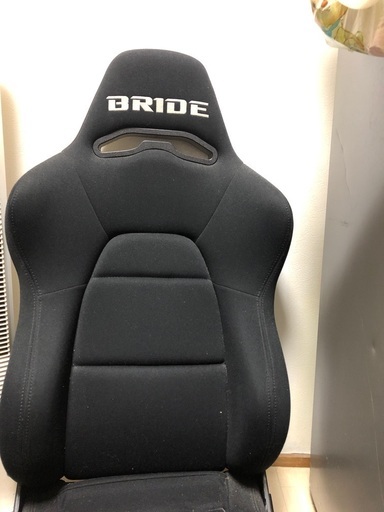 ブリットセミバケ