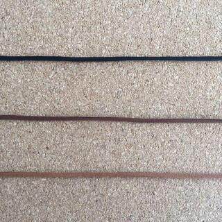 合皮スエード革紐ネックレスの画像