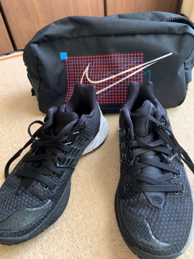 【値下げ1500→1000】NIKEバスケットシューズ 25cm