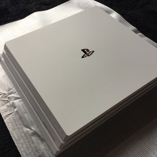 売れました！? PS4 Pro 1TB ホワイト(SONY 純正、縦置きスタンド付き)