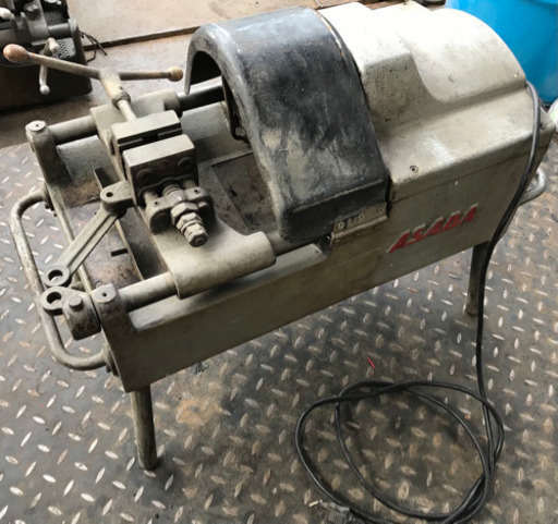 株式会社　東海鉄工所　ボルトマシン　アサダ