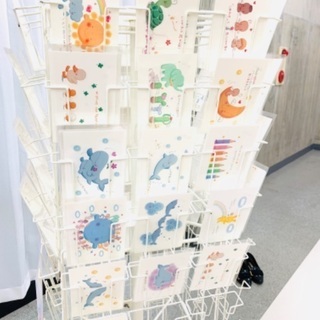 あげます！回転するポストカードラック✨の画像