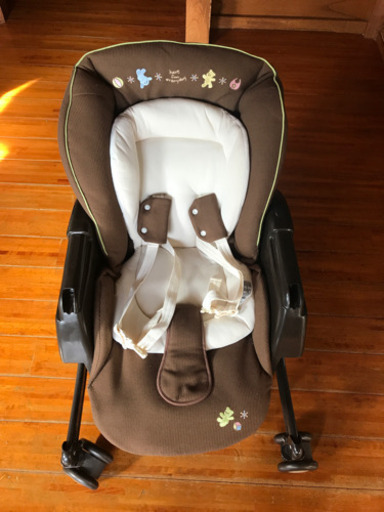 アップリカ　ハイローベッド&チェア　ユラリズム　クッションイージーウォッシュ