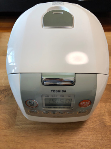 ［受け渡し予定の方決まりました］TOSHIBA 炊飯器 5.5号