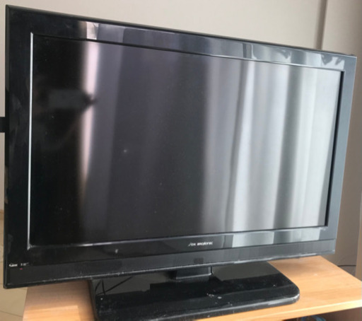 液晶テレビ　32型