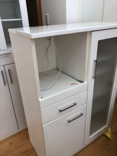 食器棚2set  12000円　　購入者様決まりました！