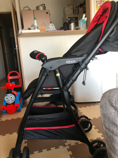 ベビーカー　GRACO  対面式にもなります！　お値段等ご相談乗ります！