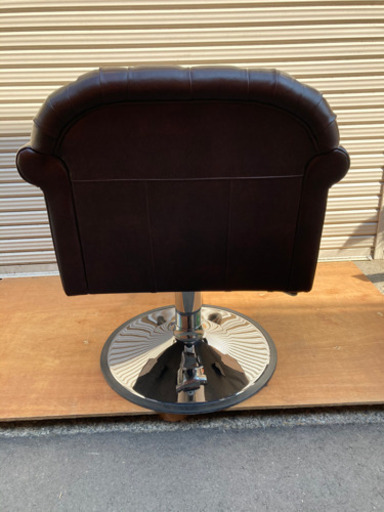 【中古】ビューティガレージ 『スタイリングチェア WINDSOR（ウインザー）ブラウン』 
