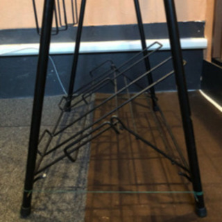 雑誌、新聞、本置物の画像