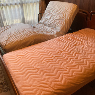 電動リクライニングベッド