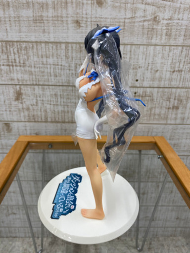 ダンジョンに出会いを求めるのは間違っているだろうか　ヘスティア