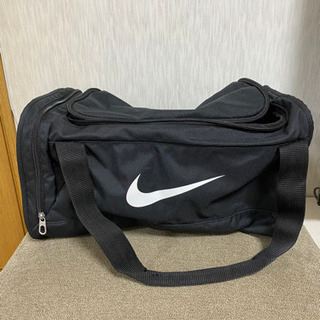 【受渡し予定者決まりました】NIKEのバッグ