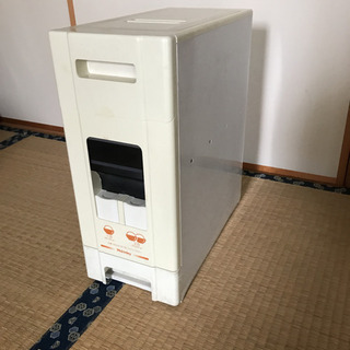 Mckinley製米びつ
