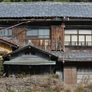 空き家でお困りの方、お気軽にご連絡下さい。