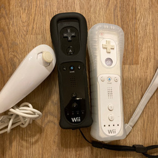 [中古]wii すぐ遊べる コントローラー・ソフト付の画像