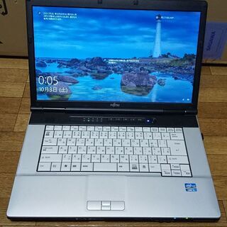 富士通 高性能第二世代Core i5搭載 メモリ 4G SSD240G DVD読み書き