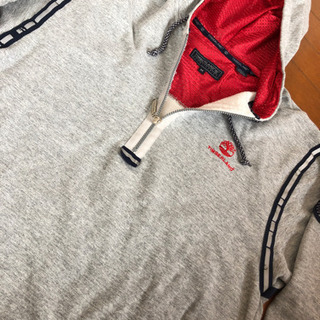 ティンバーランド　パーカー　サイズMの画像