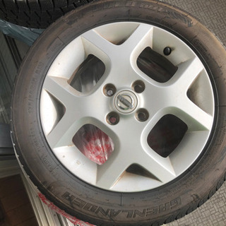 【商談中】お値下げお買い得！Z11日産キューブで使用のスタッドレ...