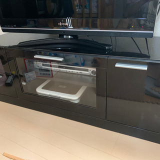 テレビボード　鏡面ブラック