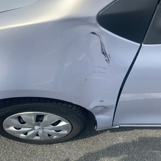 トヨタ　ヴィッツ　冬タイヤ付き　車検1年残り　平成20年式の画像