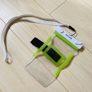 スマホ　防水ケース