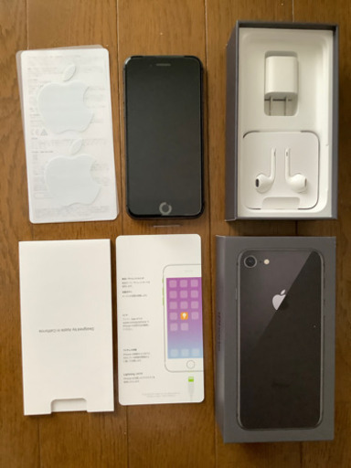 iPhone8 新品　simフリー