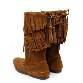 ミネトンカ24cmの画像