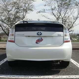 自社ローン★保証人無★全国対応★PRIUS S★人気のパールホワイト★カラーバックカメラ★車検R3年8月★5人乗り の画像