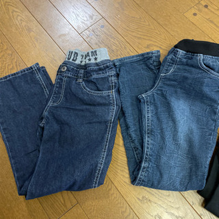 交渉中！男の子　140ズボン　４本セット