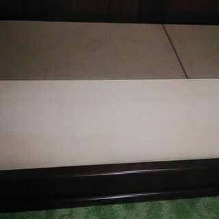 シモンズ製ベッドの画像