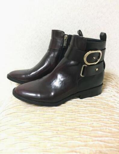 ZARA TRF ショートブーツ