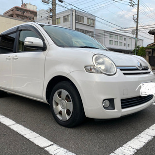 ★トヨタ　シエンタ　7人乗　走行少　美車