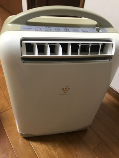 受け渡し決まりました。◎シャープ　冷風・衣類乾燥・除湿機
