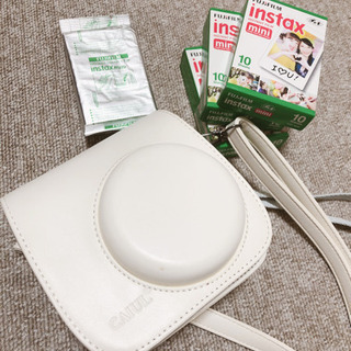 instax mini8本体・カバー・フィルム付の画像