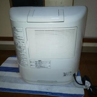 Panasonic加湿セラミックファンヒーターの画像