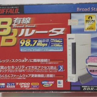 コンパクトサイズ　BUFFALO 有線BBルータ[BBR-4HG...