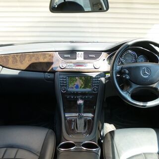 検査3年8月CLS350AMGスポーツエディション サンルーフ/ブラックナッパレザー/シートヒーター/ナビ/バックカメラ/オートトランク/クルコン/ETCの画像