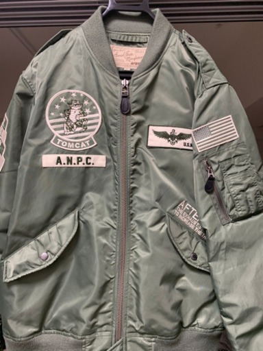 アヴレックス　フライトジャケット
