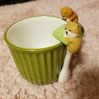 プレゼントに！ワンちゃんのマグカップとスプーンの画像