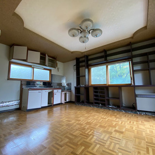 白銀の世界が毎日部屋から見れます✨二世帯型住宅✨自然の中で静かな...