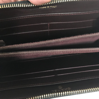 CHANELラムスキンラウンドファスナー