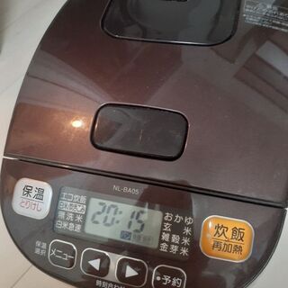ZOJIRUSHI　炊飯器の画像