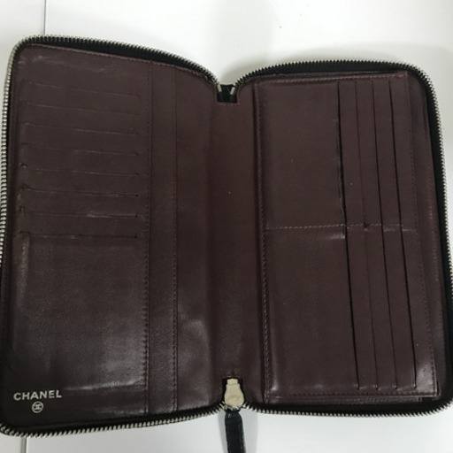 CHANELラムスキン長財布