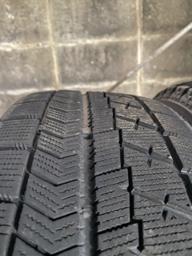 17インチ　スタッドレスタイヤ(ホイール込み)4本セット